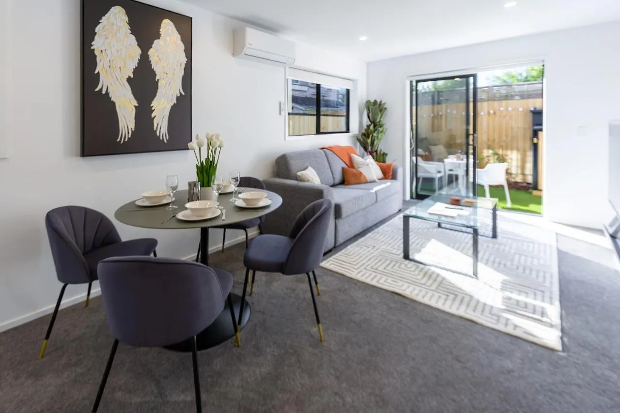 Central City Awaits 2 Bed 2 Bath With Carpark Christchurch