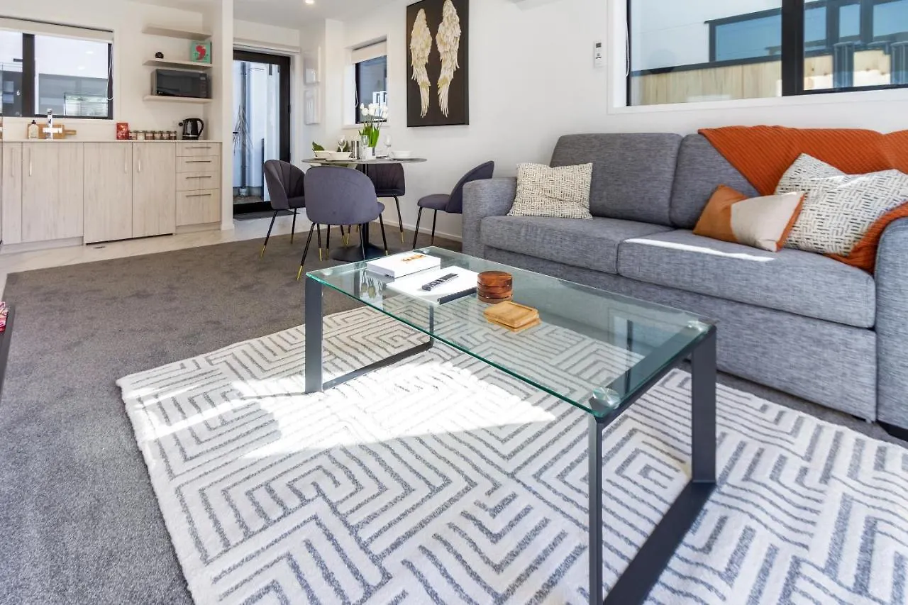 Central City Awaits 2 Bed 2 Bath With Carpark Christchurch Apartamento